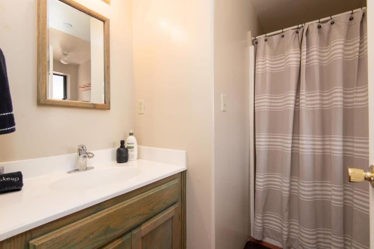 Renovated Lodge - Room 2 With Pool Access Joshua Tree Exterior foto